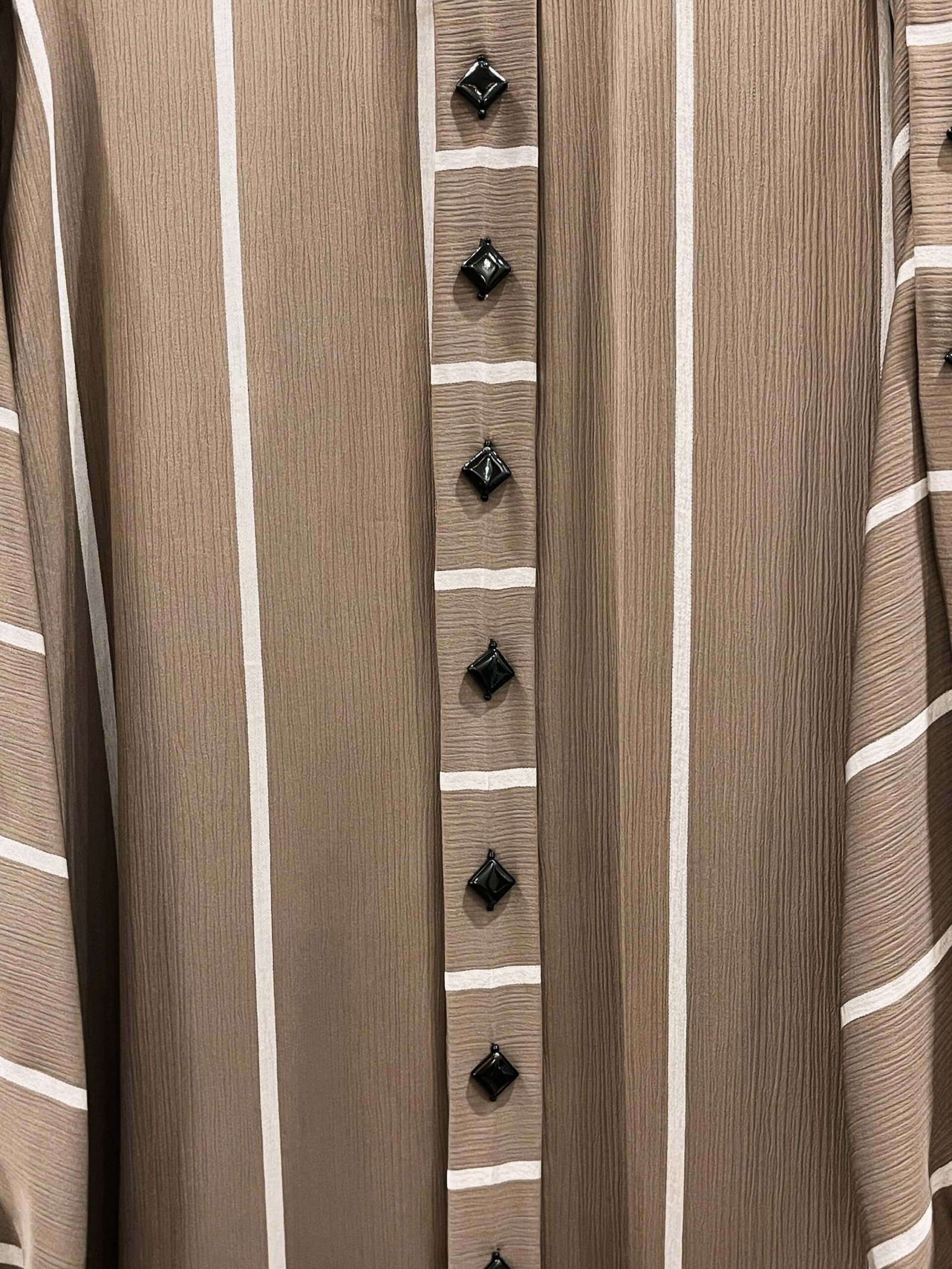 Grace Abaya - Image 3